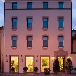 https://hotel-della-porta.emilia-romagnahotels.net